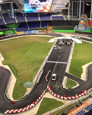 Hot Wheels Monster Trucks Live Color Bash